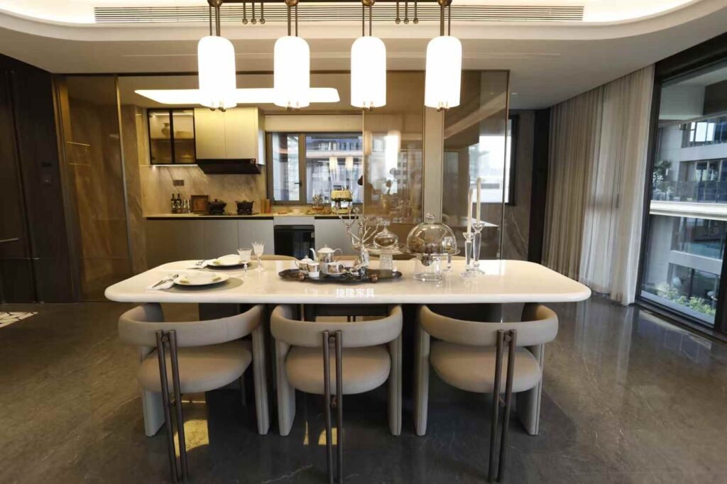 Chinese dining table for small dining room